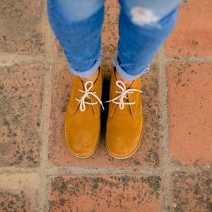 Women's desert boots in Whiskey color