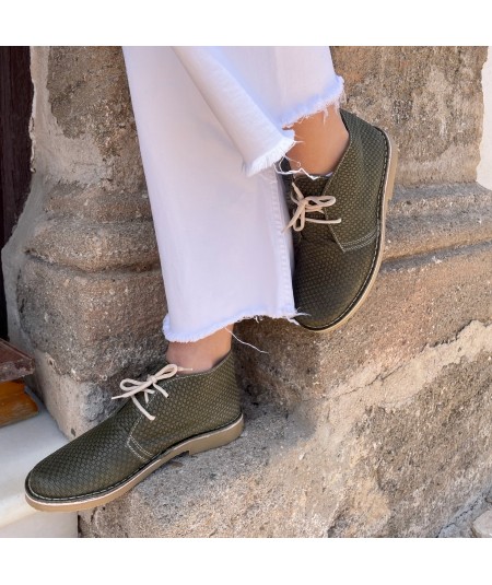 Desert boots GOMERA green color for woman