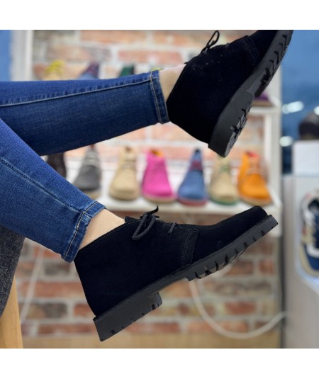 Bottes du désert pour femmes entièrement noires avec semelle "Caminito del Rey"